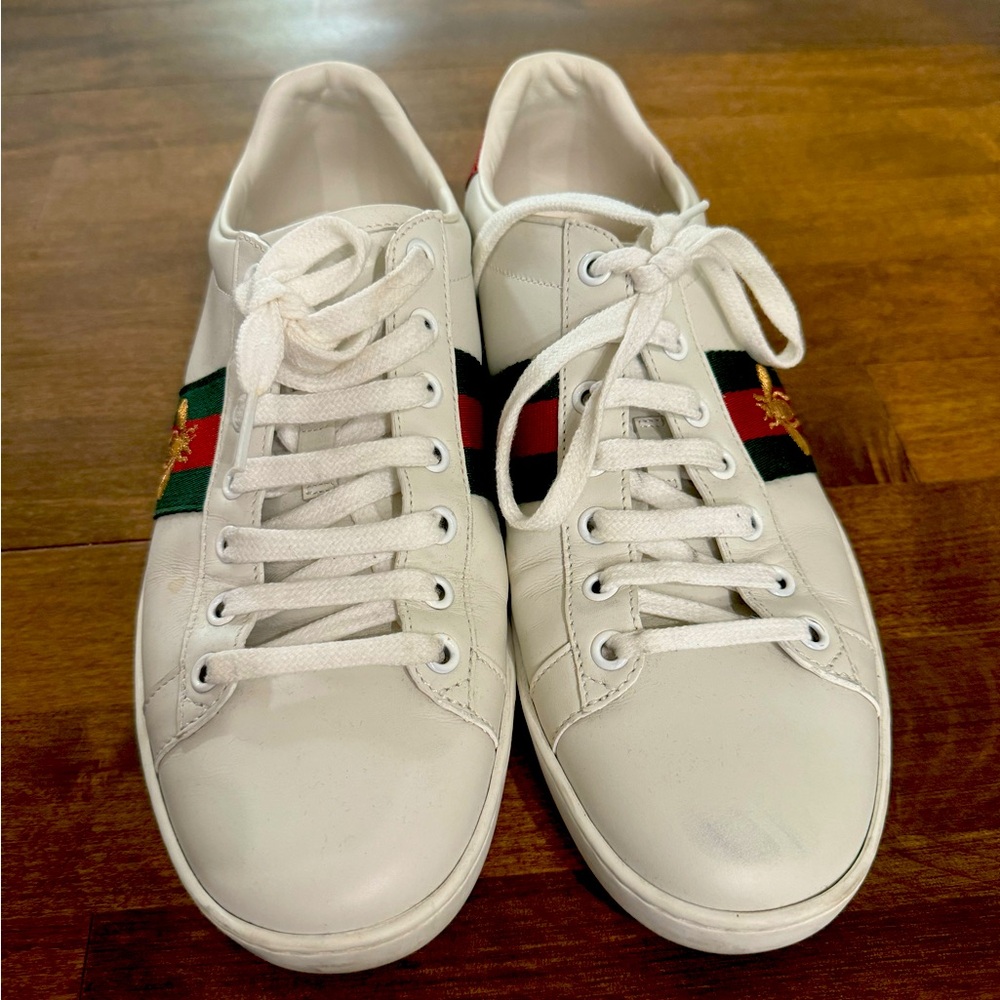 Gucci ace sneakers size 39. Lightly used.